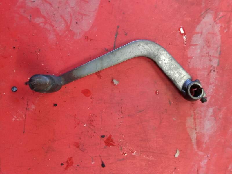 pedale de frein arriere Yamaha 850 TDM 4tx — photo 3/4