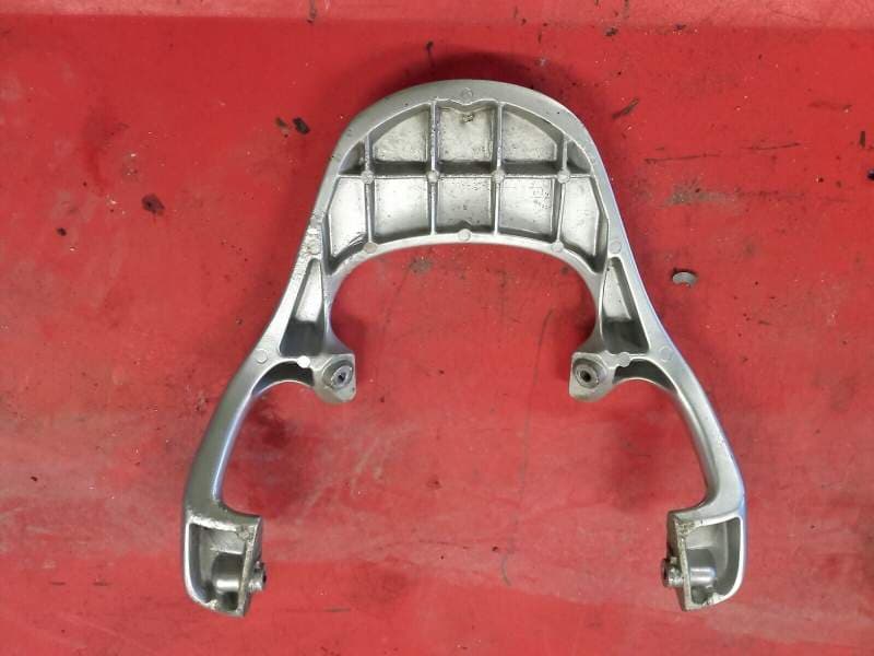 poignée arriere passager de maintien Yamaha 850 TDM 4tx — photo 2/2