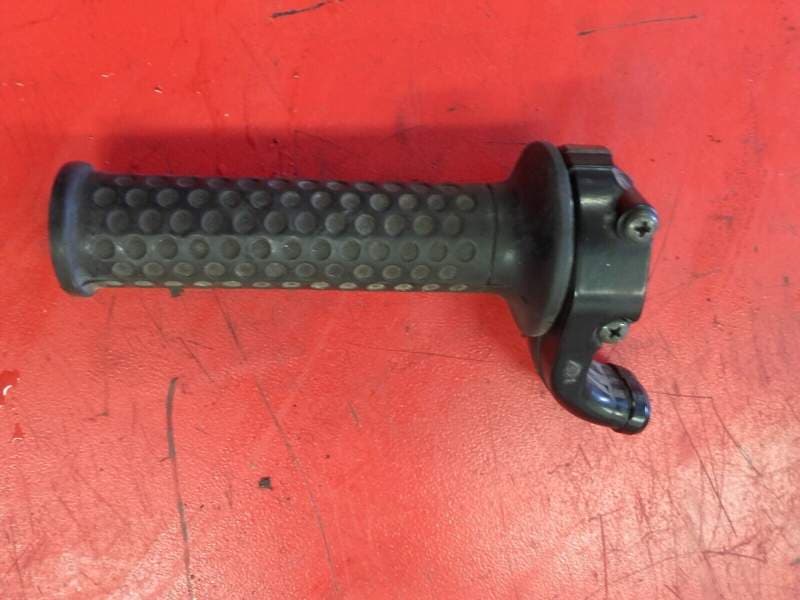 poignée d’accelerateur tube de gaz Yamaha 850 TDM 4tx — photo 1/1