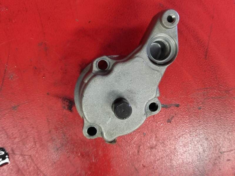 pompe autre a huile Yamaha 850 TDM 4tx — photo 2/2