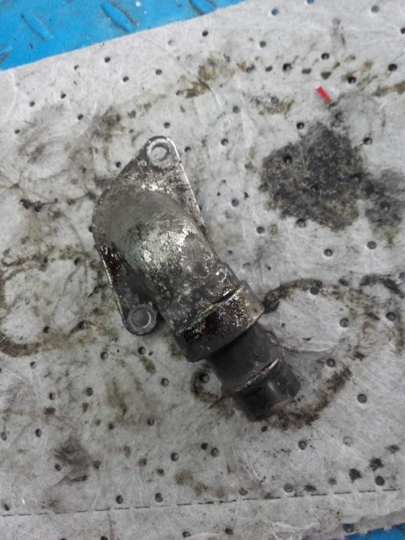 raccord tube tuyau d’eau de pompe a eau Yamaha 850 TDM 4tx — photo 4/4