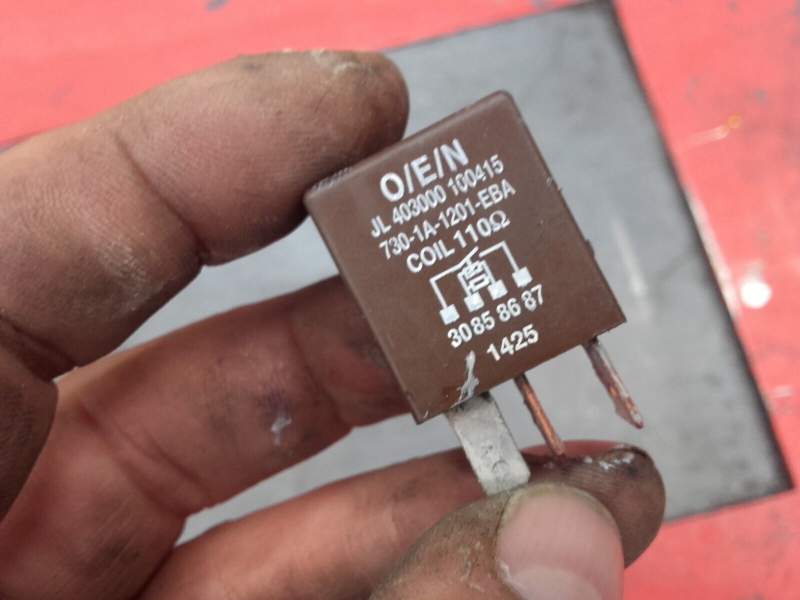 relais électrique KTM 125 RC 14-20 — photo 1/2