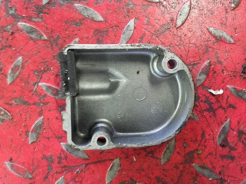 Carter couvercle de pompe à huile Honda 125 CRM jd13a — photo 2/2