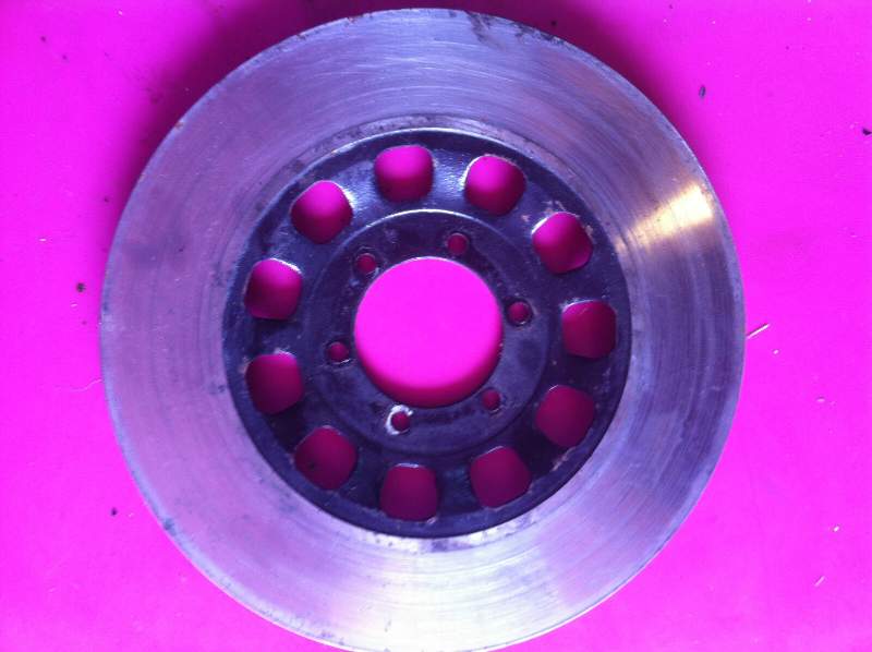 Disque de frein avant plein Yamaha 400 XS 4g5 — photo 1/1