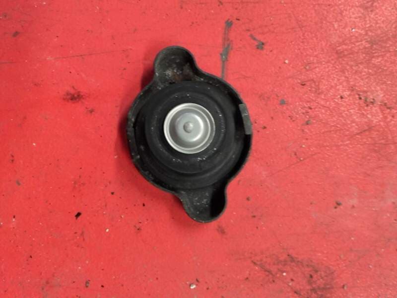 bouchon de radiateur Yamaha 600 FZR 4jh 94-95 — photo 1/1