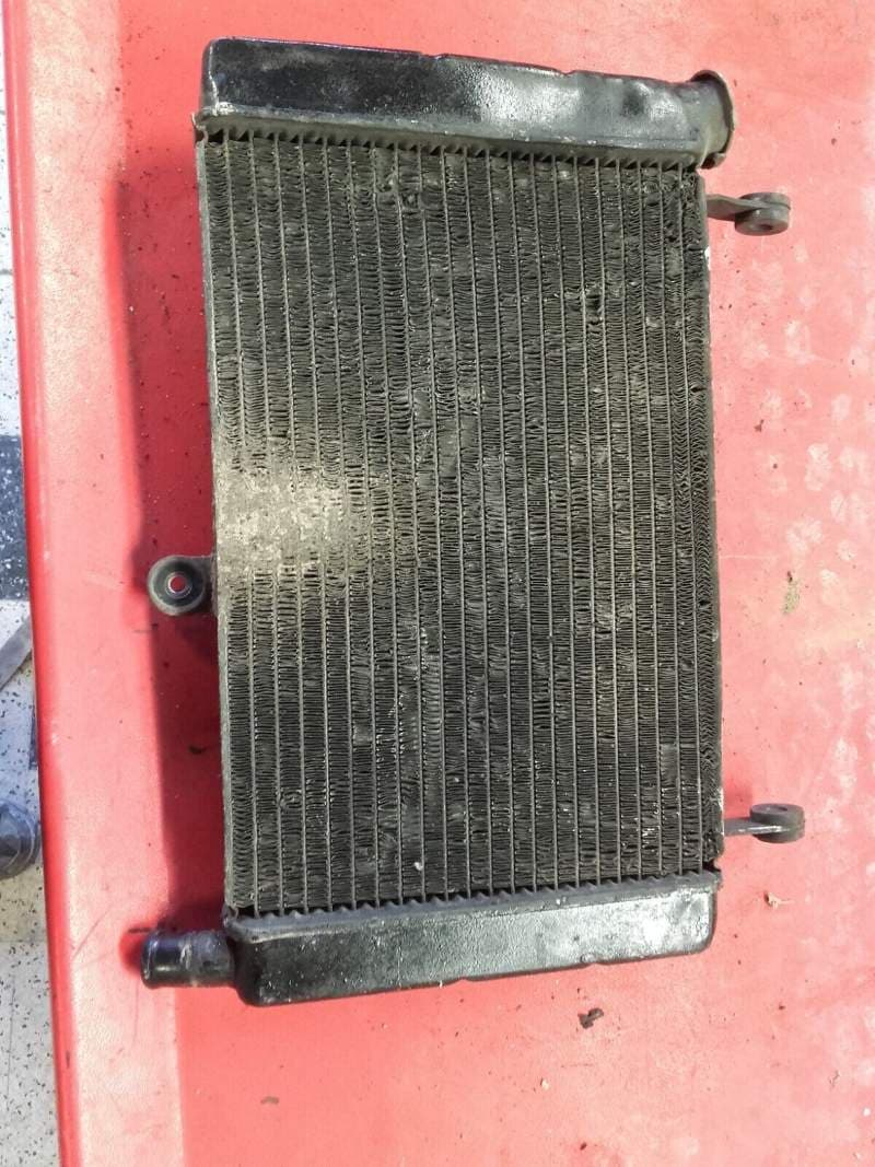radiateur de refroidissement Yamaha 600 FZR 4jh 94-95 — photo 1/3
