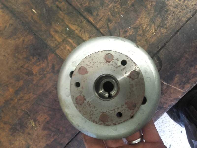 rotor d’allumage alternateur Yamaha 600 FZR 4jh 94-95 — photo 3/3