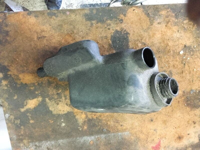 Réservoir d’huile 125 CRM jd13a — photo 1/2