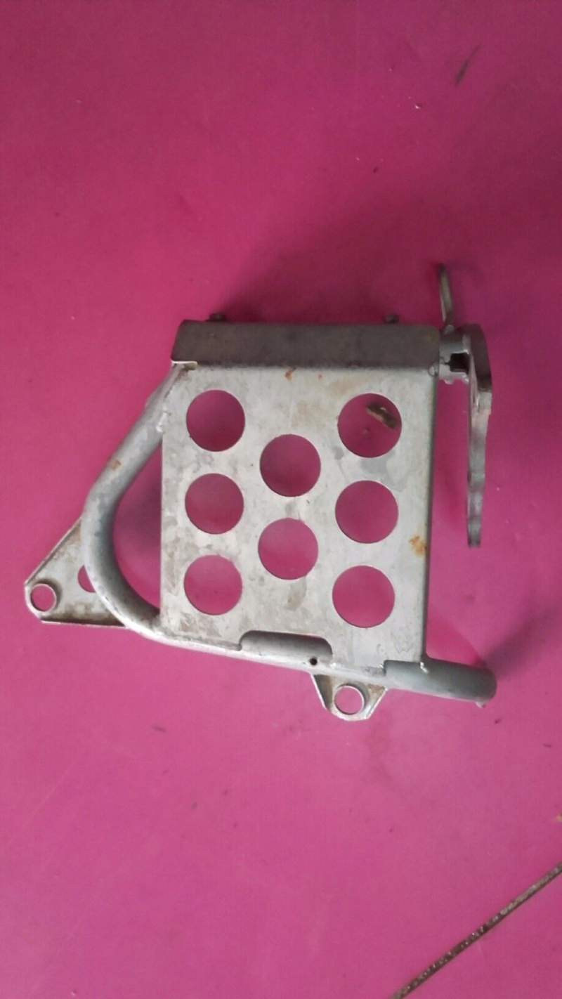Marche pied repose cale droit Yamaha 350 YFM Warrior 1 — photo 2/2
