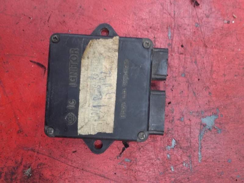 boitier d’allumage CDI Yamaha 400 XJ 4v7 — photo 1/2
