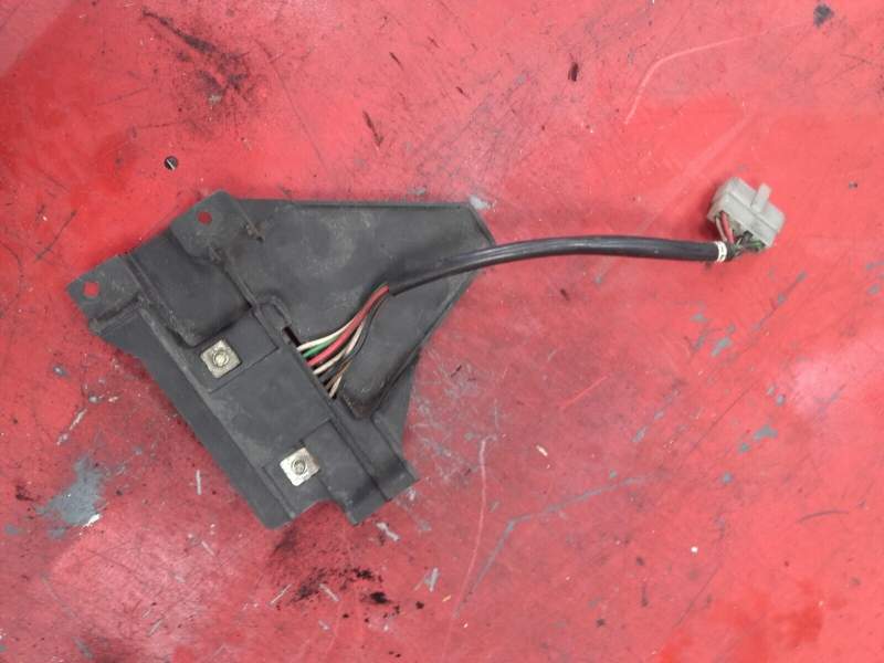 régulateur redresseur de tension Yamaha 400 XJ 4v7 — photo 2/2
