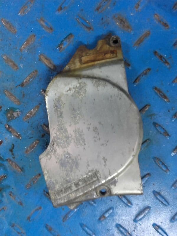 carter pignon sortie de boite Yamaha 125 SR 10F — photo 1/2