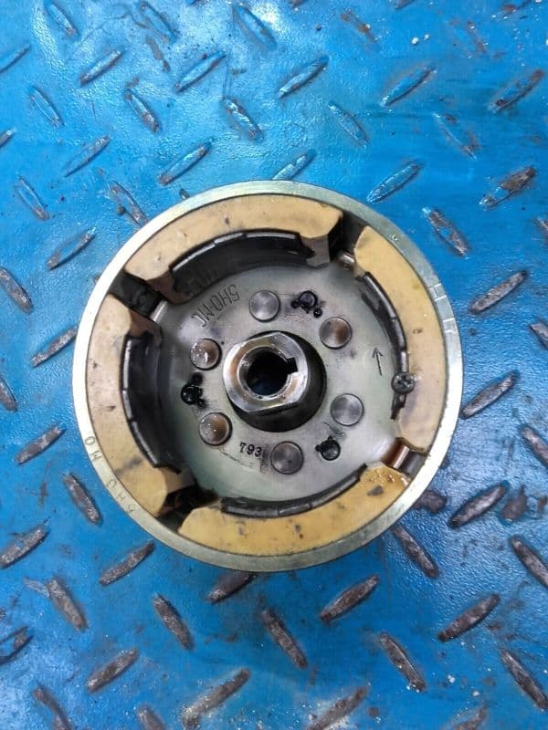 rotor d’allumage alternateur Yamaha 125 SR 10F — photo 1/2