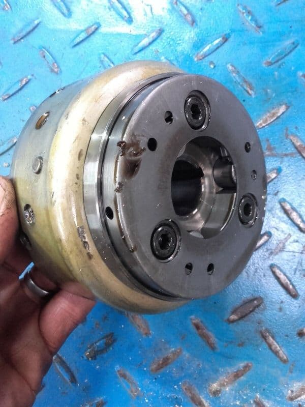 rotor d’allumage alternateur Yamaha 125 SR 10F — photo 2/2
