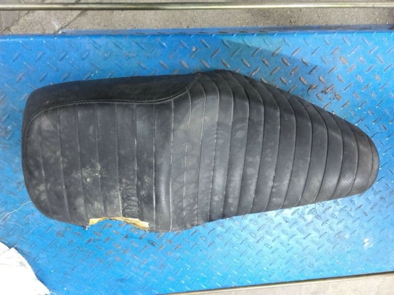 selle Yamaha 125 SR 10F — photo 1/3