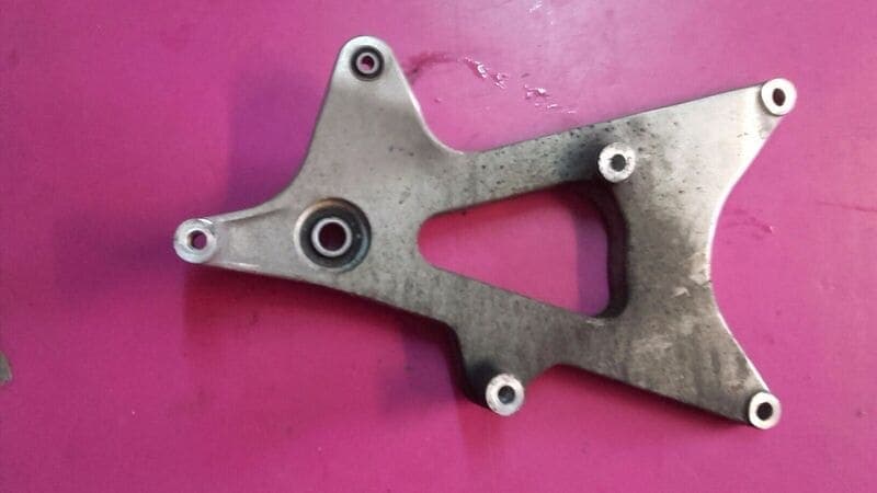 Bras oscillant Honda 125 PCX MLHJF28A — photo 1/2
