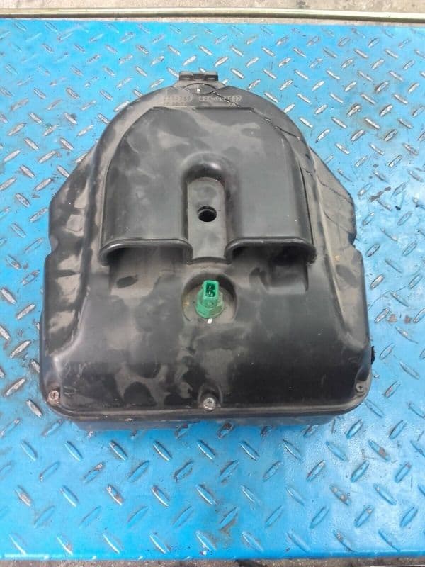 boite a filtre a air Triumph Sprint RS 955 i 02-04 — photo 1/3