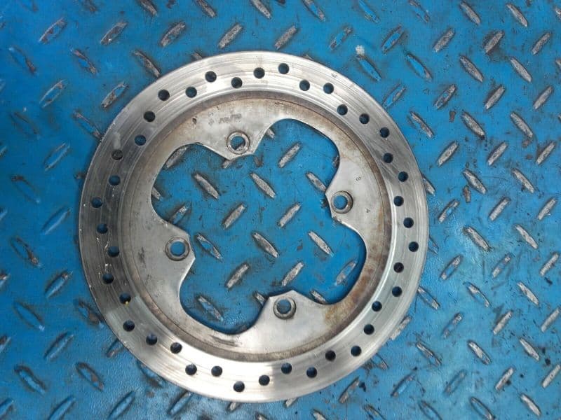 disque de frein arrière Triumph Sprint RS 955 i 02-04 — photo 1/1
