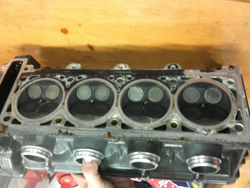 culasse moteur Triumph 1200 Trophy T345 — photo 4/4