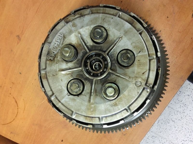 embrayage complet Triumph 1200 Trophy T345 — photo 1/3