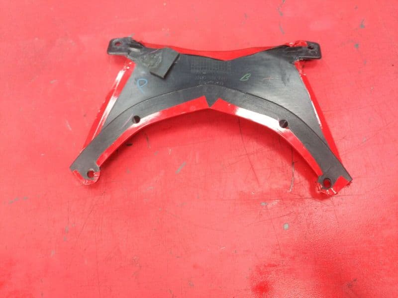 carénage de selle jonction Suzuki 1300 1340 GSX Bking B-king 07-11 — photo 2/2