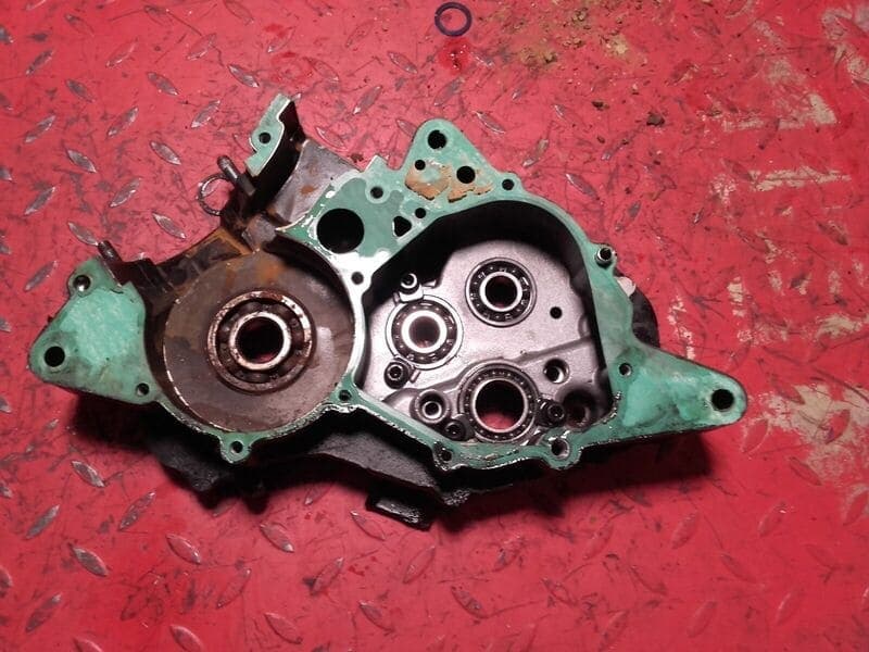 Demi carters bas moteur droit et gauche Honda 125 NSR JC22 — photo 2/4