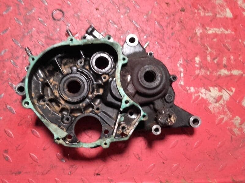 Demi carters bas moteur droit et gauche Honda 125 NSR JC22 — photo 4/4