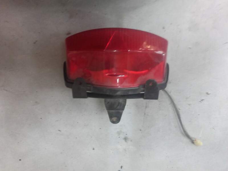 feu arrière Kawasaki 500 GPZ 94-03 — photo 1/3