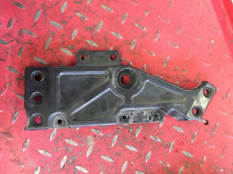 platine de cale pied avant droite Kawasaki 550 Zephyr ZR550B — photo 1/2