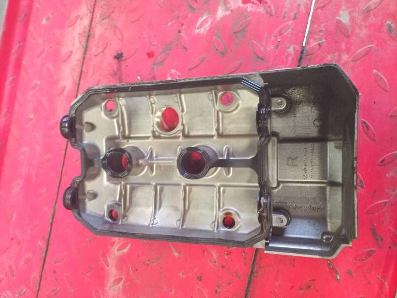 couvre culasse droit cache culbuteurs Honda 1100 ST Pan European SC26 — photo 2/2