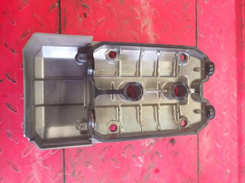 couvre culasse gauche cache culbuteurs Honda 1100 ST Pan European SC26 — photo 2/2