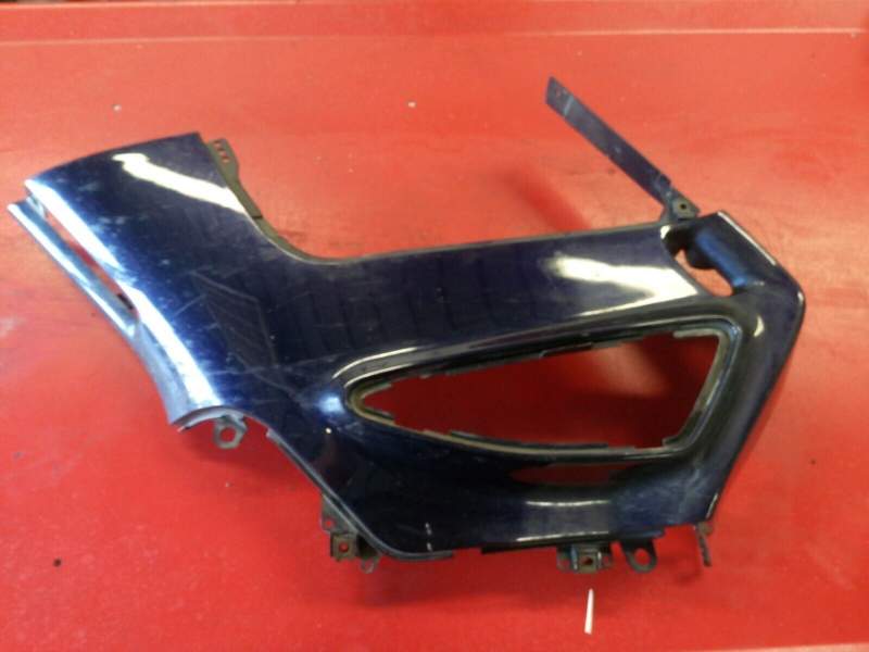 flanc de carenage lateral gauche Honda 1100 ST Pan European SC26 — photo 1/2