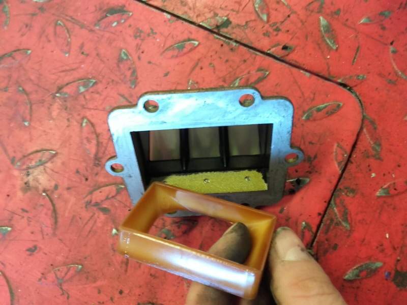 boite a clapets Kawasaki 125 KMX 86-02 — photo 1/3