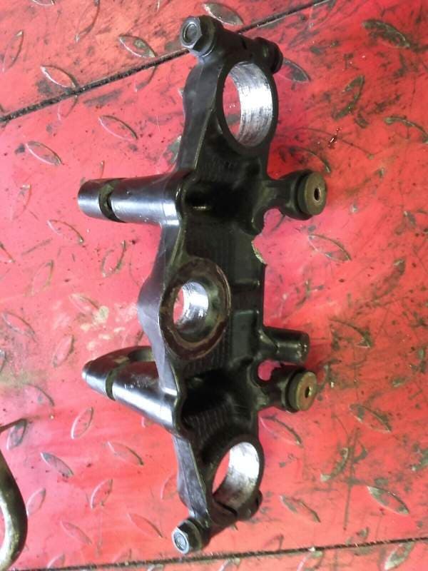 té de fourche superieur avec pontets de guidon Kawasaki 125 KMX 86-02 — photo 2/2