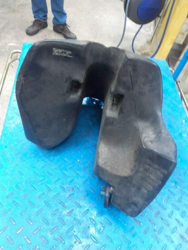 reservoir d’essence Aprilia 125 Pegaso GQ — photo 2/4