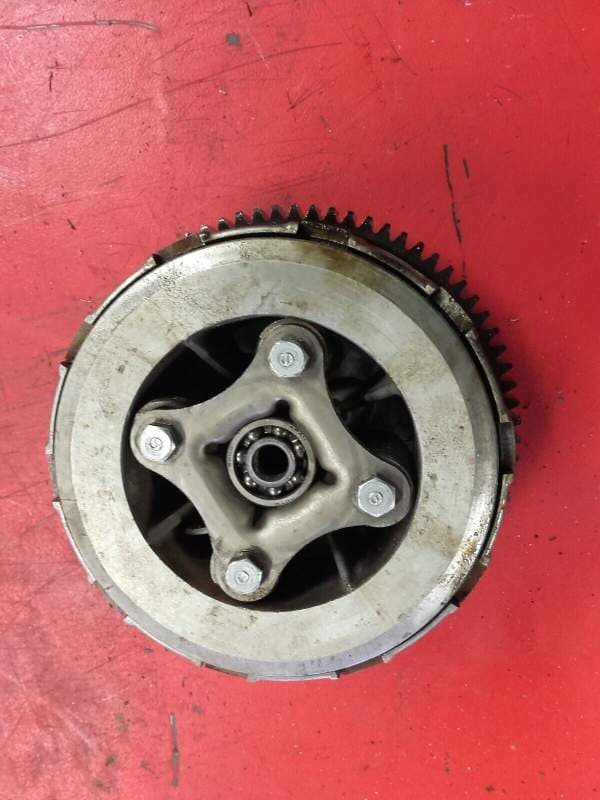 embrayage complet Honda 250 CB N1 — photo 1/2