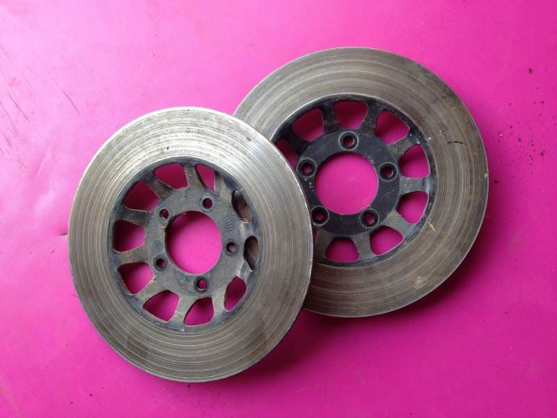 disques de frein avant Honda 400 CB N — photo 1/1