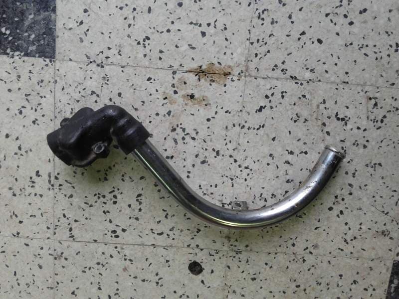 tube d’eau tuyau raccord Honda VFS VF S Sabre rc07 — photo 1/1
