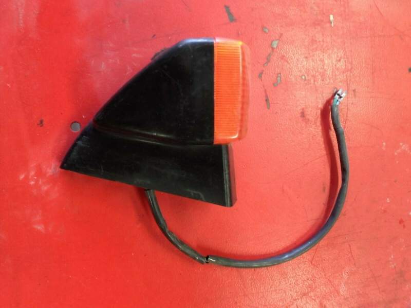 clignotant arriere droit Honda CBR 1000 F sc25 89-92 — photo 1/2