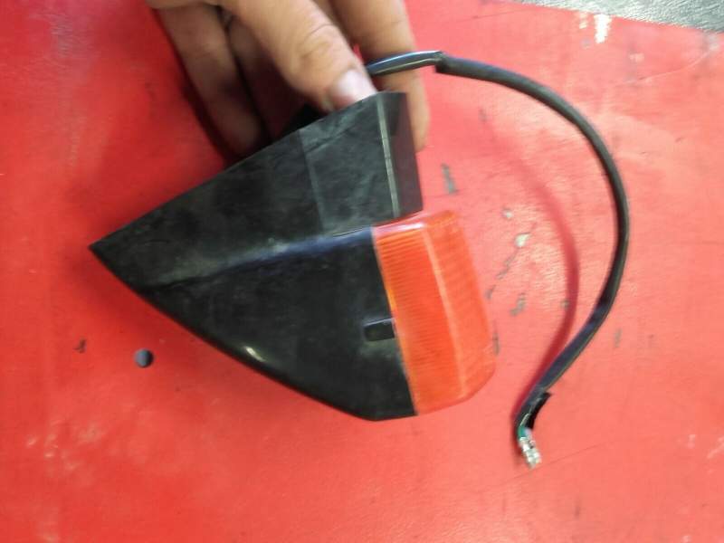 clignotant arriere droit Honda CBR 1000 F sc25 89-92 — photo 2/2