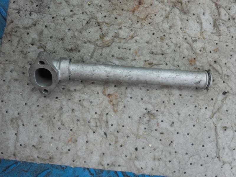 tube d’eau liquide de refroidissement Honda 1100 GL goldwing sc02 — photo 2/2