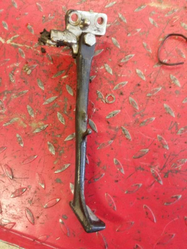 bequille laterale Kawasaki 600 ZZR zx600e — photo 1/1