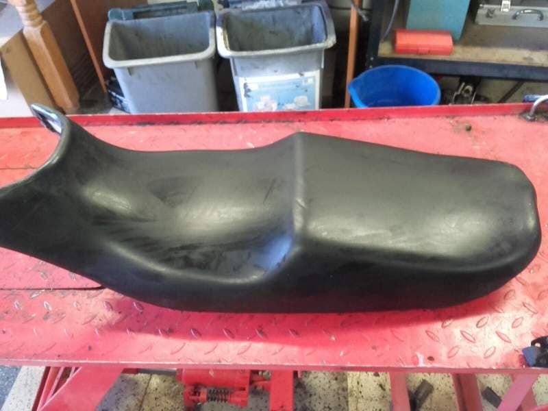 Selle Kawasaki 600 ZZR — photo 1/2