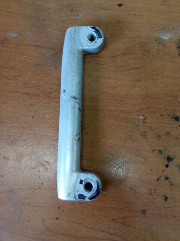 poignée de levage soulevement Kawasaki GPZ 1000 RX ZXT00A — photo 1/2
