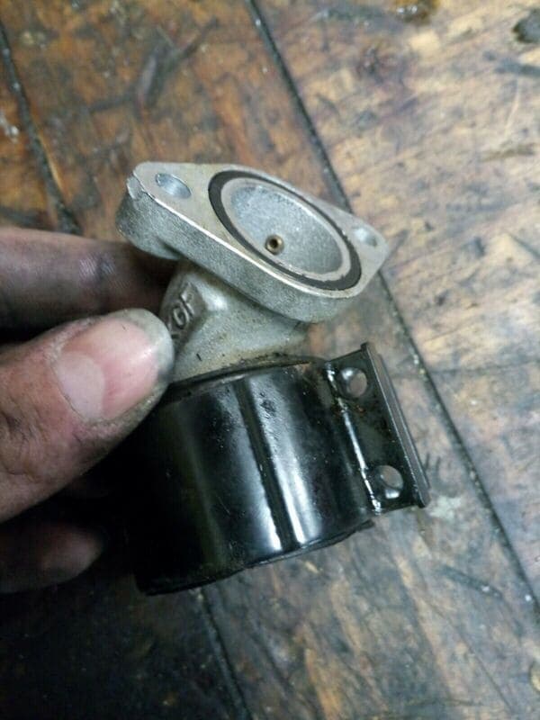 Pipe d’admission Honda 125 SH 01-04 jf09a — photo 1/2