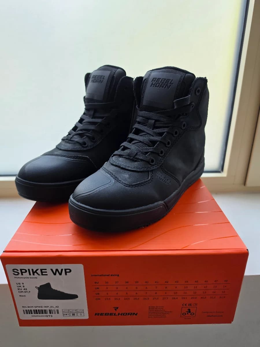 Chaussures moto — photo 1 sur 2