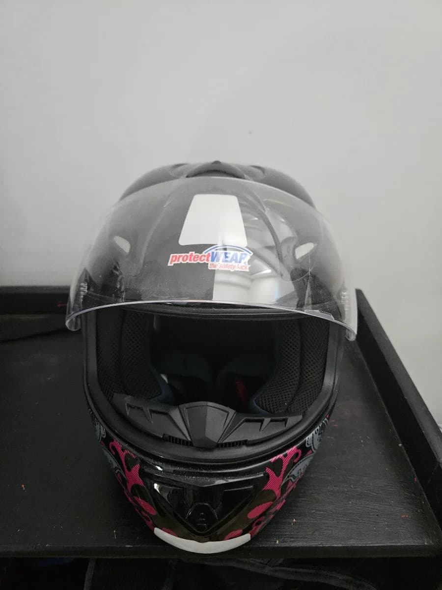 Casque — photo 1 sur 5