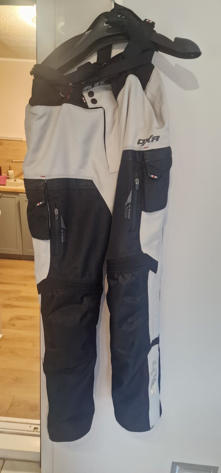 Pantalons Dxr 46/2XL — photo 1 sur 3