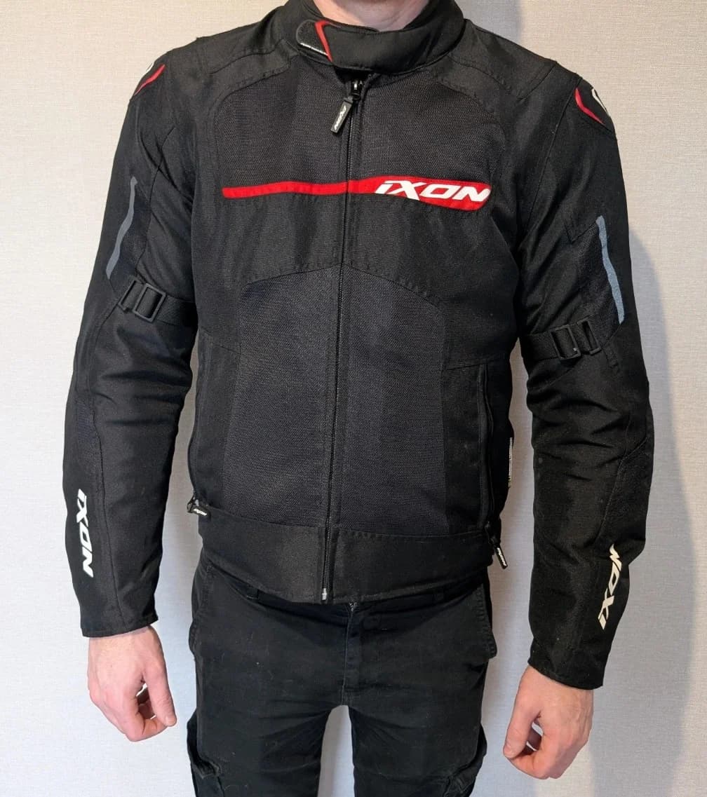 Ixon Blousons & vestes — photo 1 sur 6