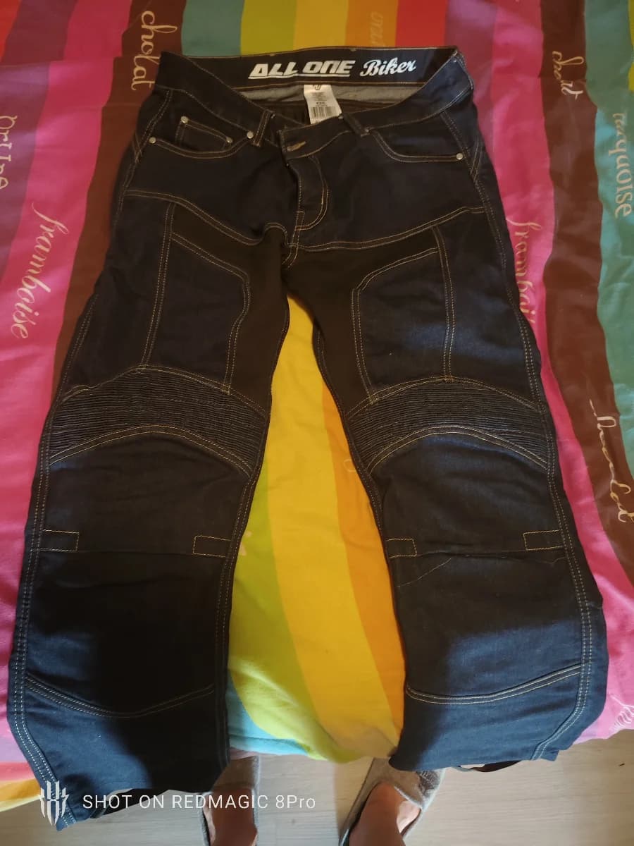 Pantalon — photo 1 sur 4